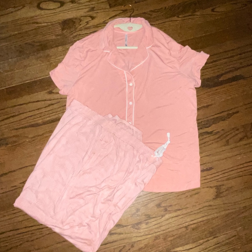 Soma Women’s Peach Sleepwear Set